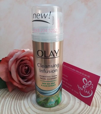 Sữa rửa mặt Olay Cleansing Infusion Hydrating Glow